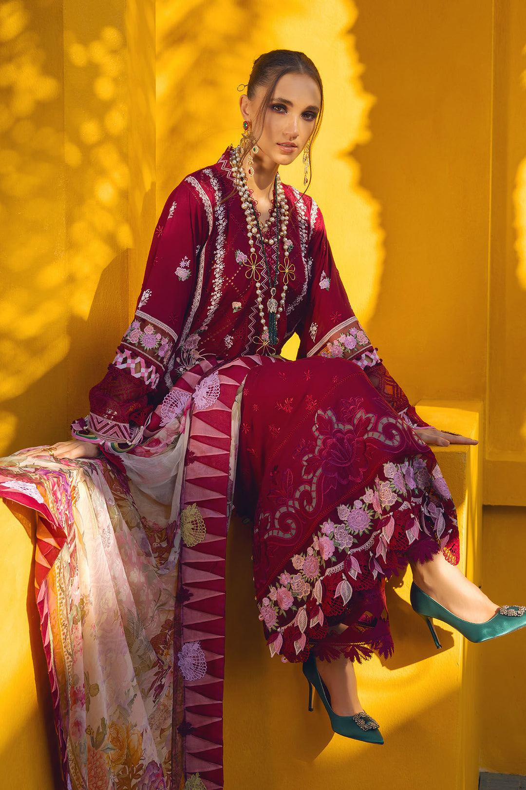 ANNUS ABRAR LUXURY LAWN COLLECTION ZOILA