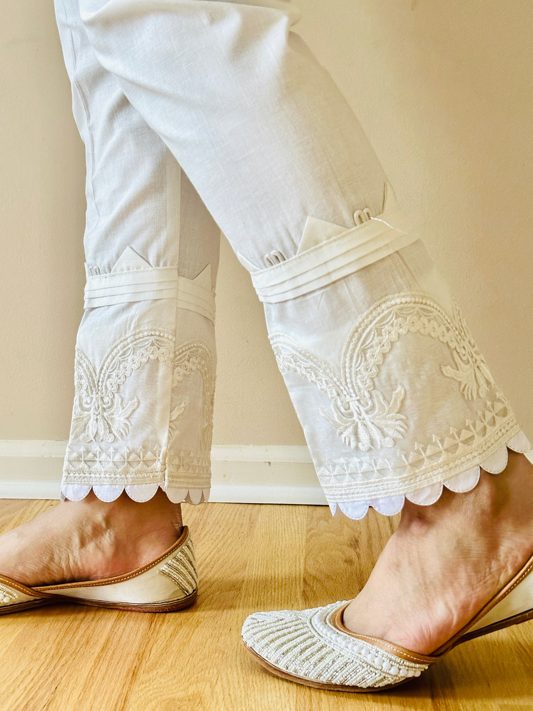 EMBROIDERED COTTON STRAIGHT PANTS WHITE EMST19