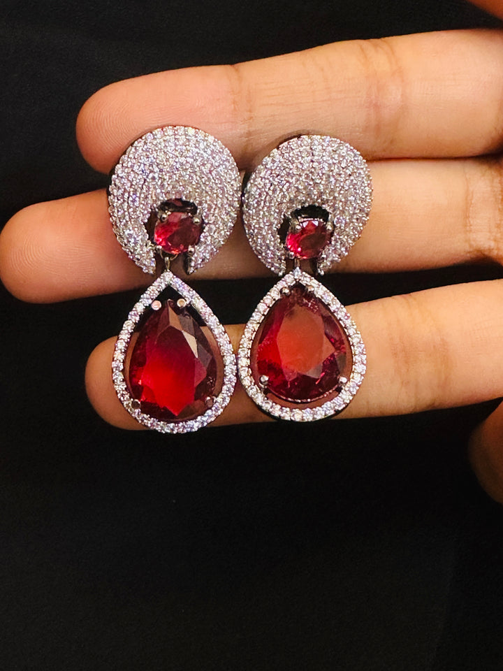 CUBIC ZIRCON CLASSIC EARRING RUBY WITH BLACK PLATING ERCZ426430