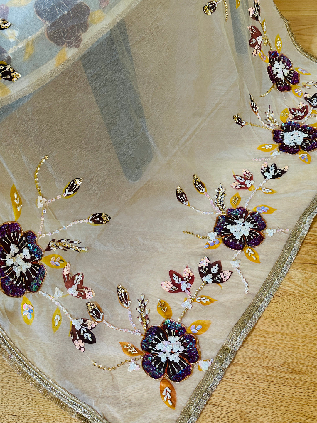 HAND PAINTED EMBELLISHED DUPATTA SFHP01