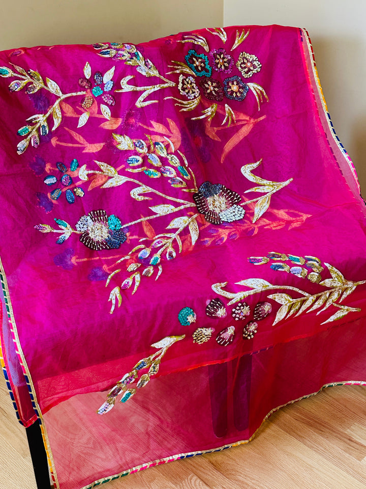 HAND PAINTED EMBELLISHED DUPATTA SFHP03