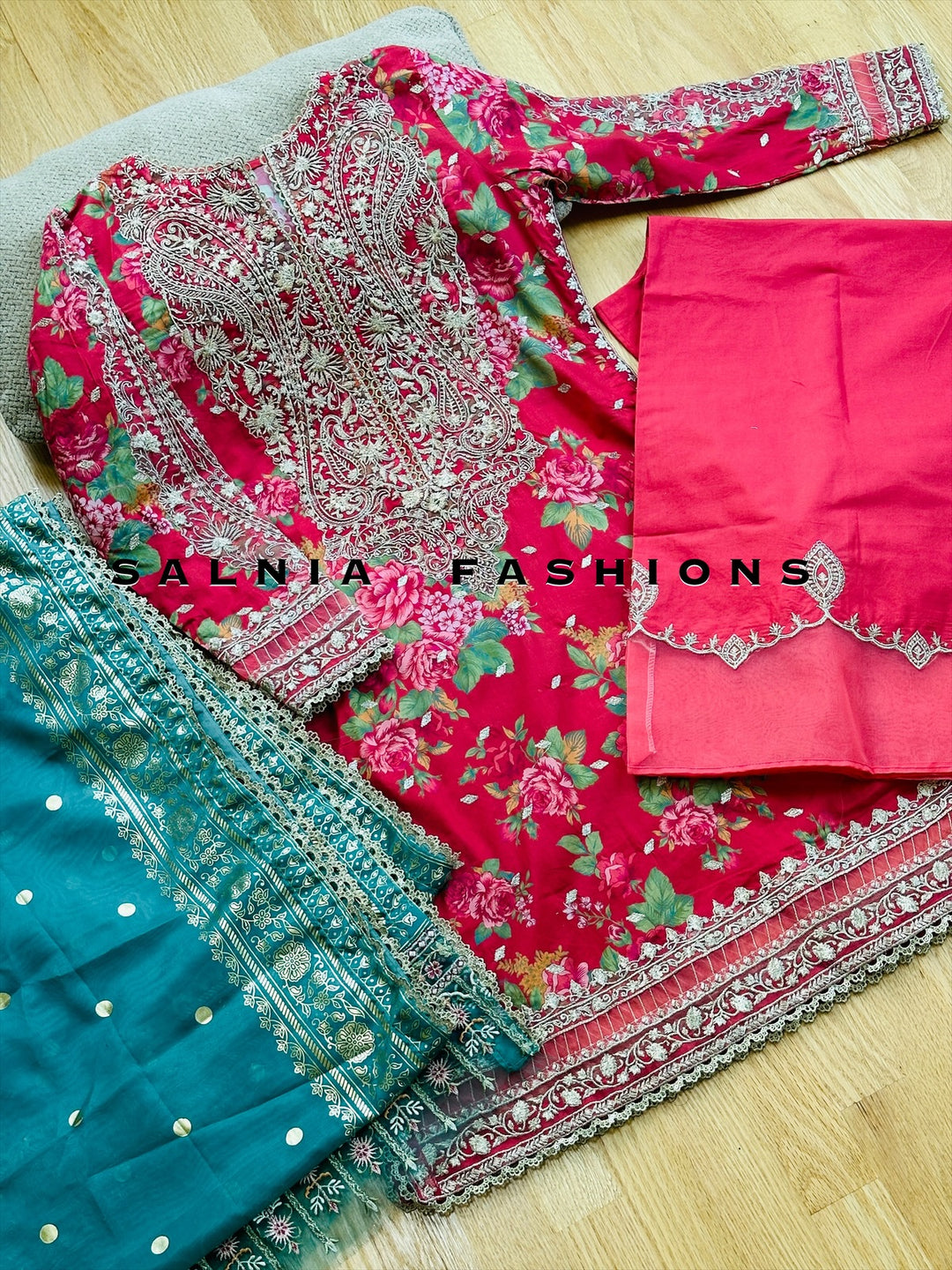 ZARA SHAJAHAN LUXURY LAWN PHOOL KARI