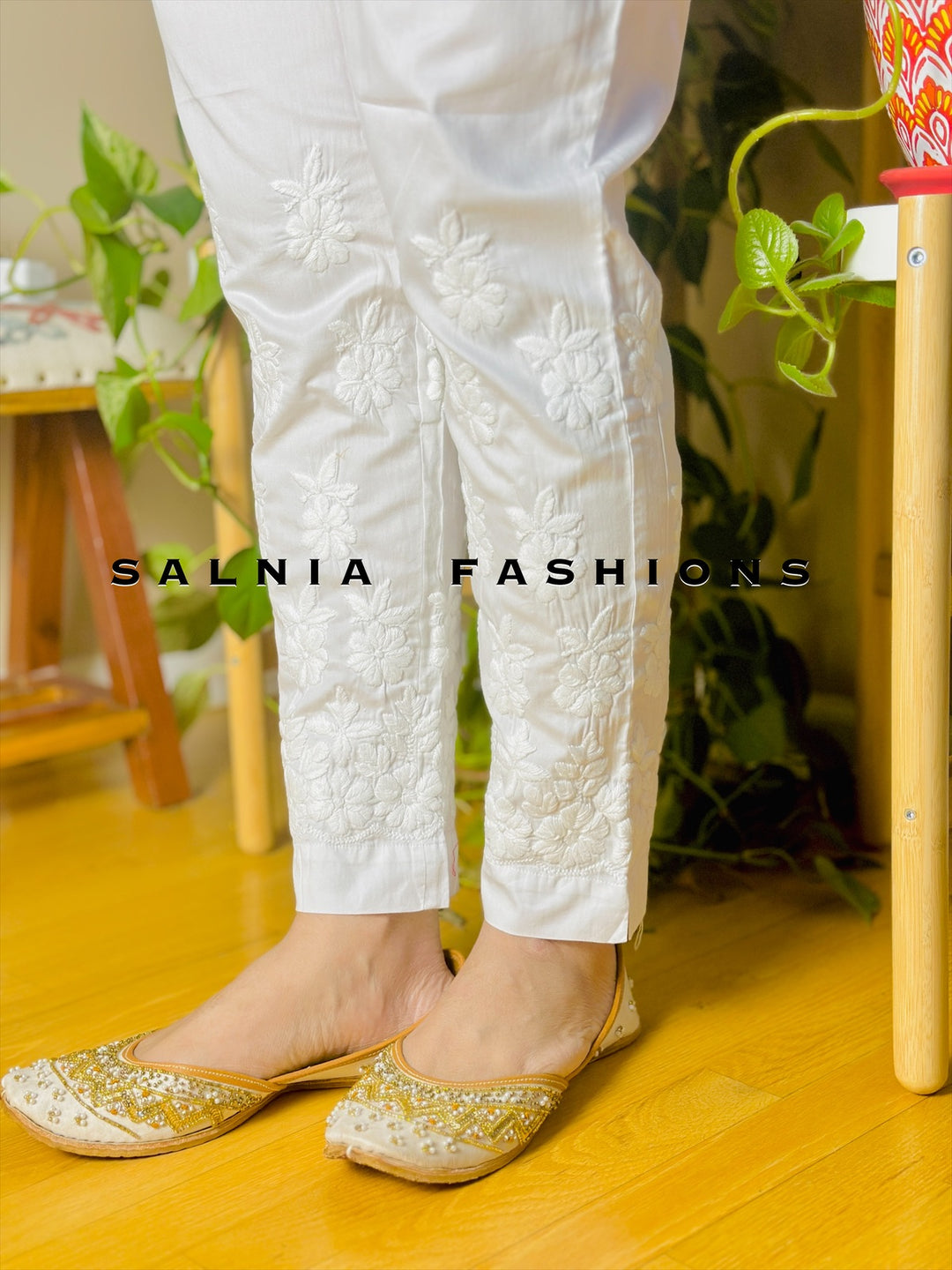 CHIKANKARI EMBROIDERED STRAIGHT PANT 1