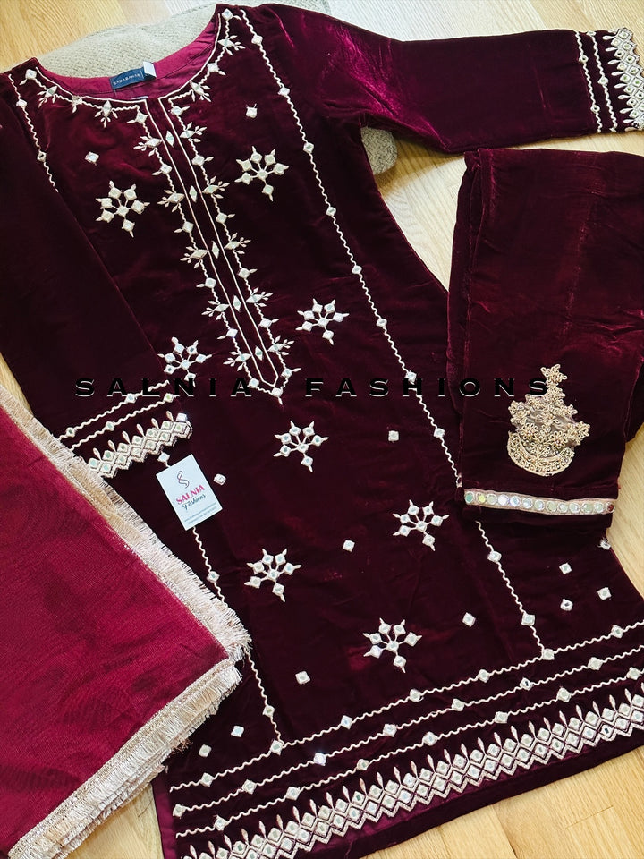 EMBROIDERED VELVET SUIT WITH MIRROR WORK MAROON