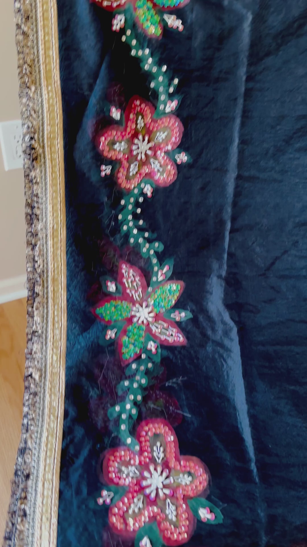 HAND PAINTED EMBELLISHED DUPATTA SFHP05