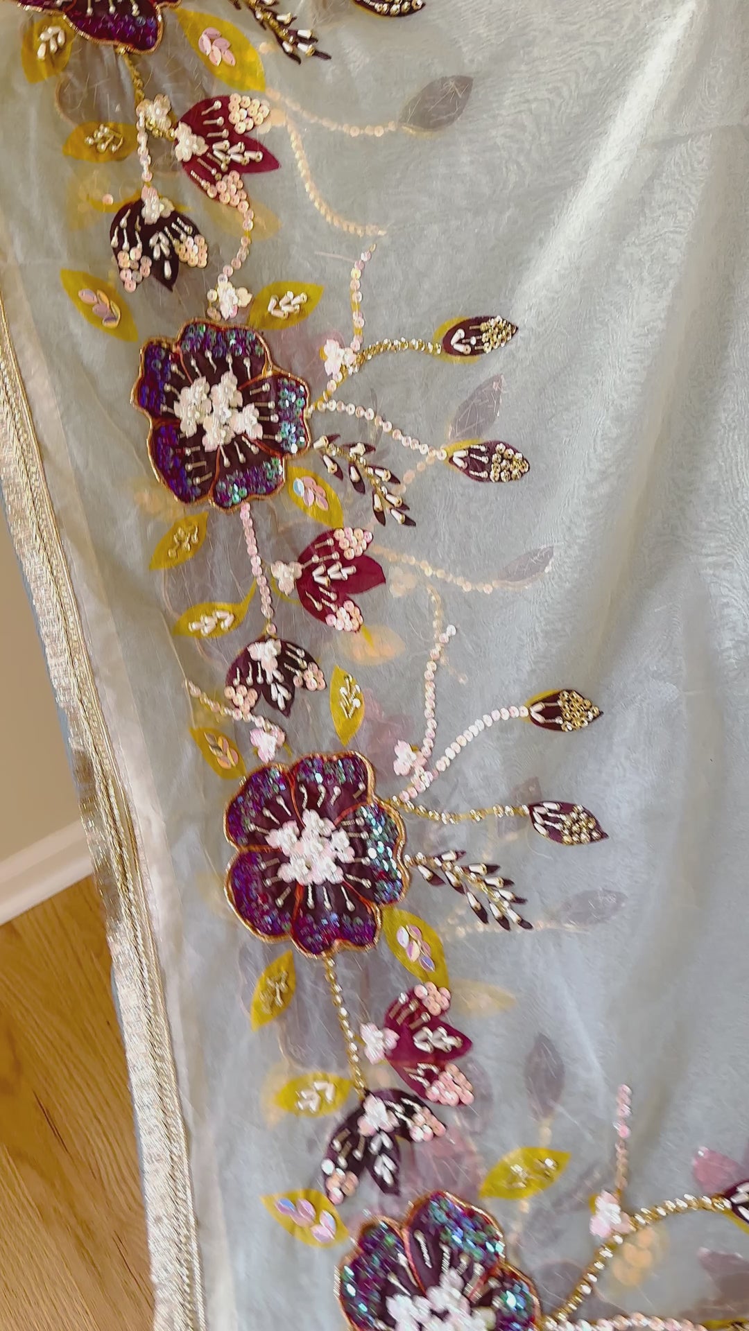 HAND PAINTED EMBELLISHED DUPATTA SFHP01