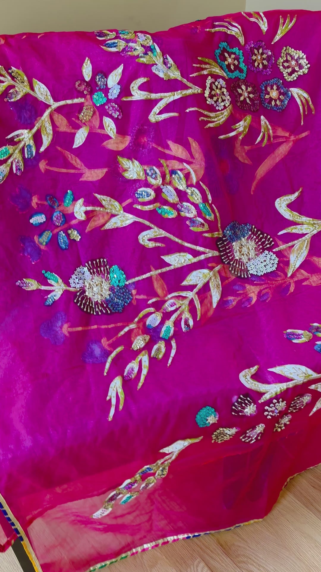 HAND PAINTED EMBELLISHED DUPATTA SFHP03